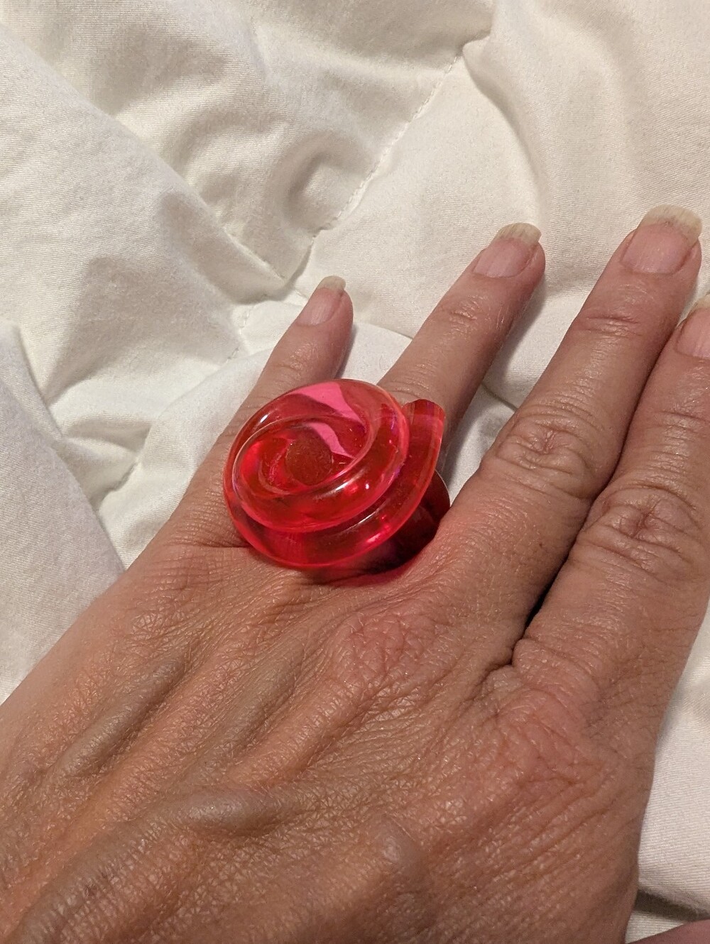 NEON PINK KNOT RING - Picture 7 of 9
